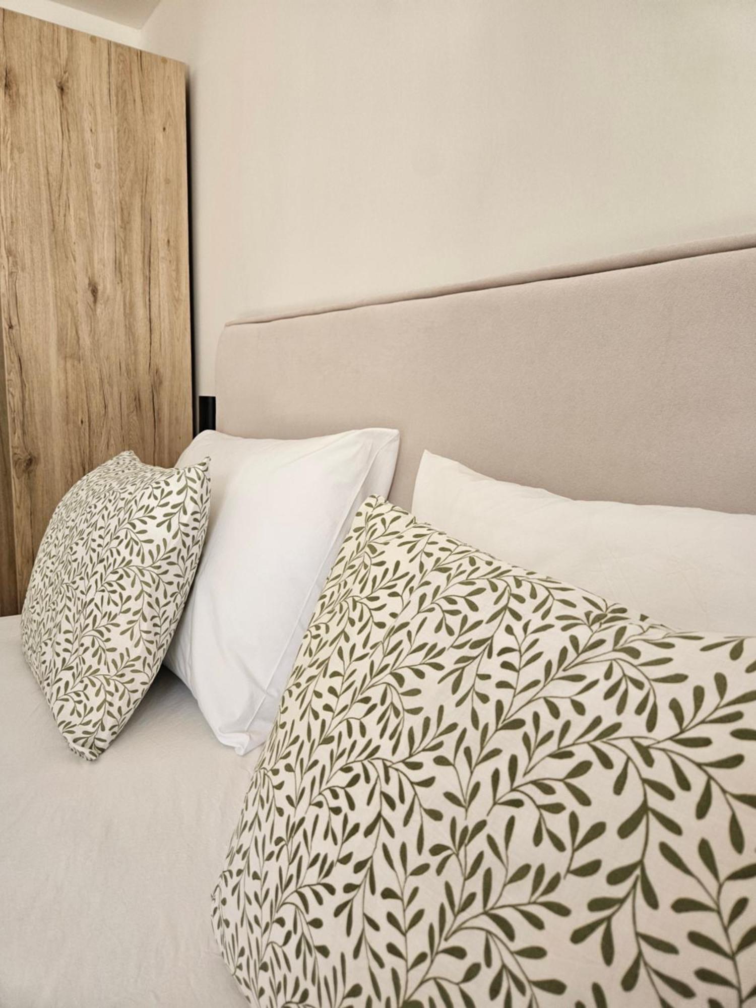 Lendas Studio Apartment Baška Voda Exteriér fotografie