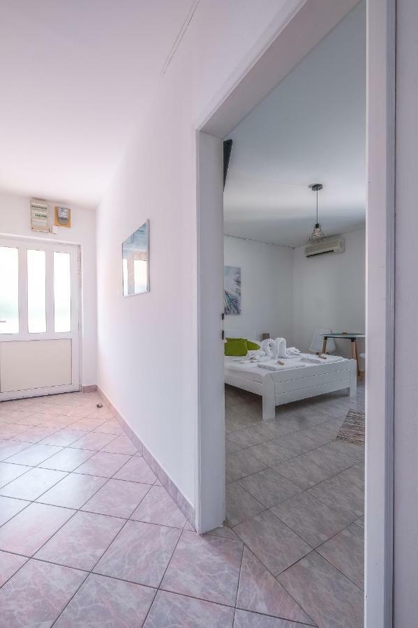 Lendas Studio Apartment Baška Voda Exteriér fotografie